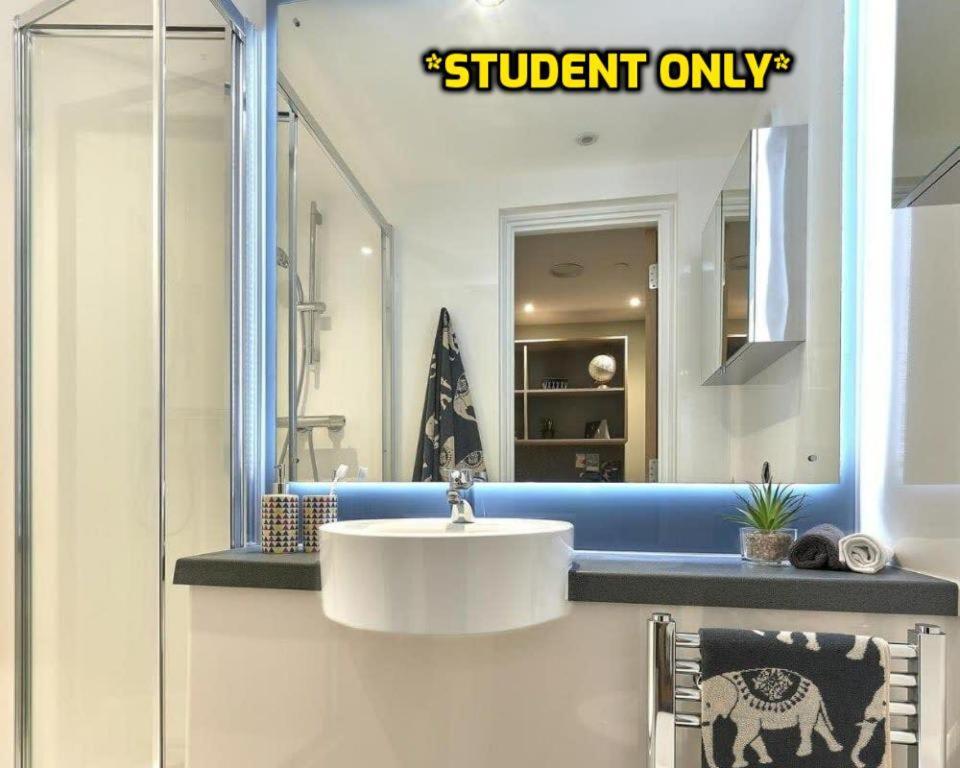 Student Only Zeni Ensuite Rooms, Southampton Eksteriør bilde